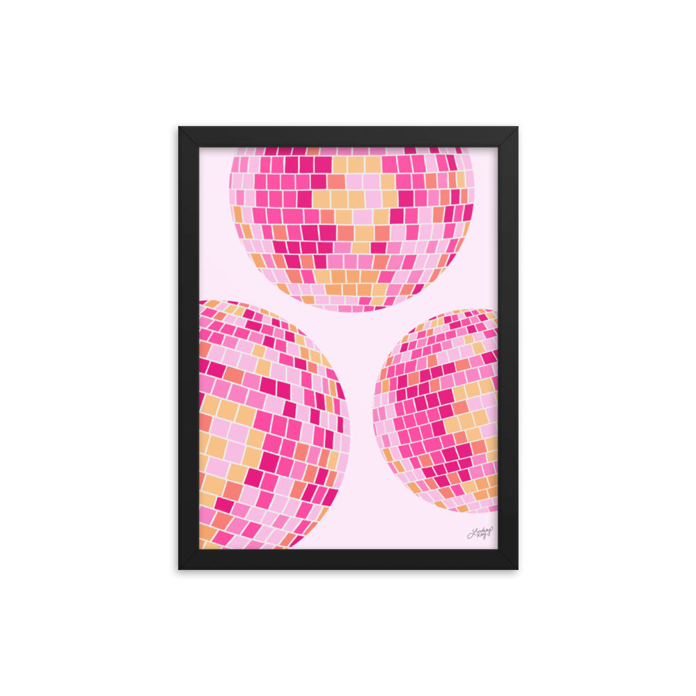 Ilustración de bolas de discoteca (paleta rosa/amarilla) - Impresión mate enmarcada